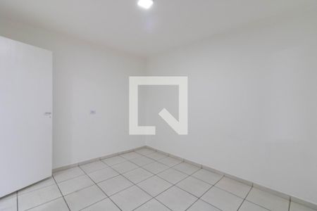 Quarto de casa para alugar com 1 quarto, 35m² em Jardim Monte Carmelo, Guarulhos