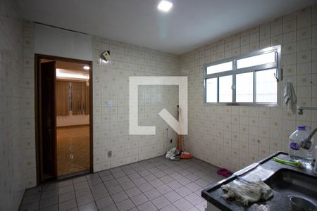 Casa para alugar com 130m², 3 quartos e 3 vagas Casa para alugar com 130m², 3 quartos e 3 vagasCozinha
