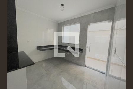 cozinha de casa à venda com 3 quartos, 106m² em Itapoã, Belo Horizonte