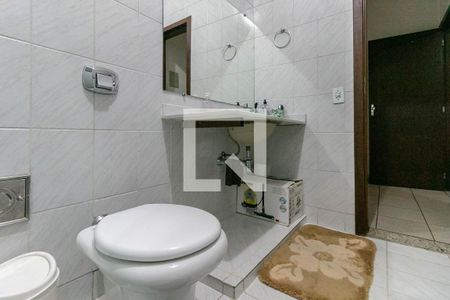 Casa à venda com 350m², 3 quartos e 3 vagasBanheiro Social