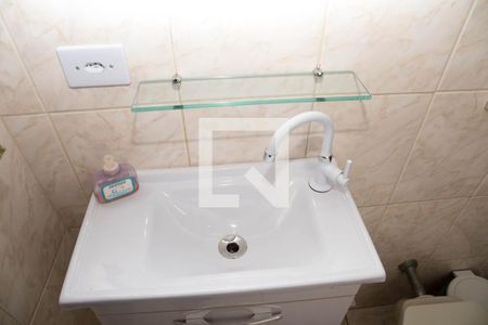 Casa para alugar com 50m², 1 quarto e 4 vagas Casa para alugar com 50m², 1 quarto e 4 vagasBanheiro