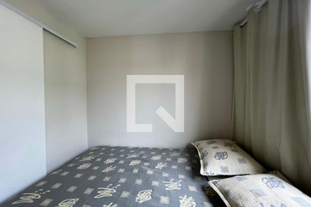 Quarto 1 de apartamento para alugar com 3 quartos, 48m² em Taquara, Rio de Janeiro