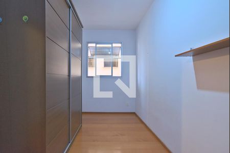 Apartamento à venda com 104m², 3 quartos e 1 vaga Apartamento à venda com 104m², 3 quartos e 1 vagaQuarto 2