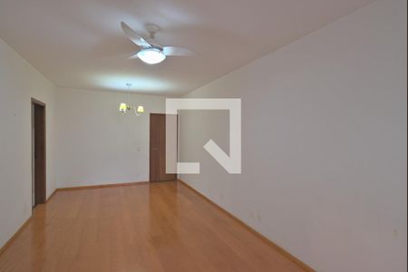 Sala de apartamento à venda com 3 quartos, 104m² em Cambuí, Campinas