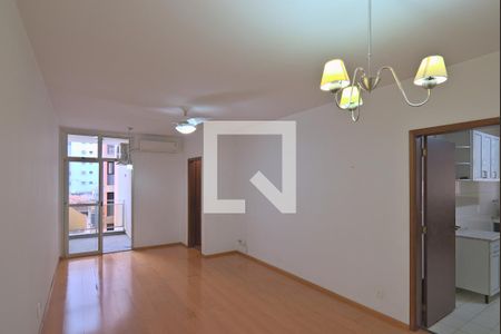 Sala de apartamento à venda com 3 quartos, 104m² em Cambuí, Campinas