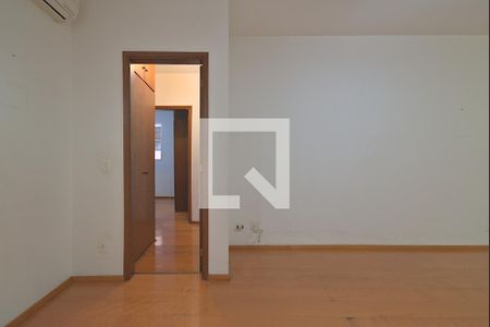 Sala de apartamento à venda com 3 quartos, 104m² em Cambuí, Campinas