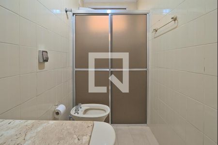 Apartamento à venda com 104m², 3 quartos e 1 vaga Apartamento à venda com 104m², 3 quartos e 1 vagaBanheiro Social
