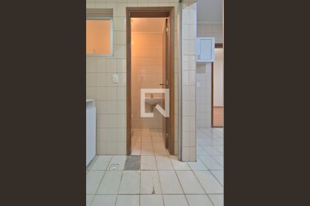 Apartamento à venda com 104m², 3 quartos e 1 vaga Apartamento à venda com 104m², 3 quartos e 1 vagaBanheiro de serviço