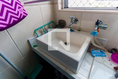 Lavanderia de apartamento para alugar com 3 quartos, 64m² em Vila Ema, São Paulo