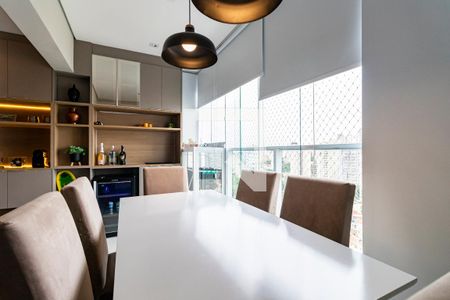 Varanda de apartamento à venda com 2 quartos, 60m² em Vila Mariana, São Paulo
