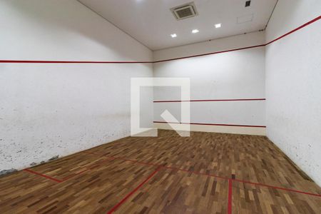Apartamento à venda com 60m², 2 quartos e 1 vaga Apartamento à venda com 60m², 2 quartos e 1 vagaÁrea comum - Quadra de Squash