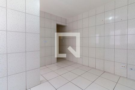 Sala/Cozinha de casa para alugar com 1 quarto, 28m² em Parque Guarani, São Paulo
