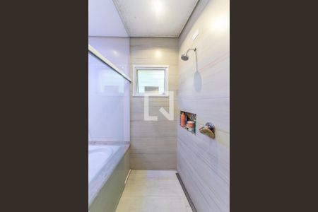 Casa à venda com 208m², 3 quartos e 5 vagas Casa à venda com 208m², 3 quartos e 5 vagasBanheiro da Suíte 3