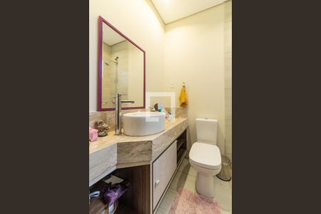 Casa à venda com 208m², 3 quartos e 5 vagas Casa à venda com 208m², 3 quartos e 5 vagasBanheiro da Suíte 2