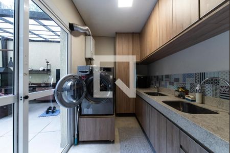 Casa à venda com 208m², 3 quartos e 5 vagas Casa à venda com 208m², 3 quartos e 5 vagasLavanderia