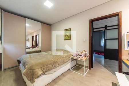 Casa à venda com 208m², 3 quartos e 5 vagas Casa à venda com 208m², 3 quartos e 5 vagasSuíte 2