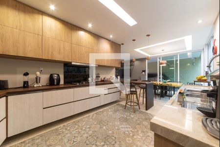 Casa à venda com 208m², 3 quartos e 5 vagas Casa à venda com 208m², 3 quartos e 5 vagasCozinha