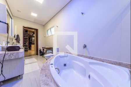 Casa à venda com 208m², 3 quartos e 5 vagas Casa à venda com 208m², 3 quartos e 5 vagasBanheiro da Suíte 3