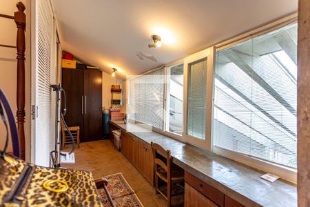 Casa à venda com 424m², 5 quartos e 4 vagasVaranda dos Quarto 1/2/3