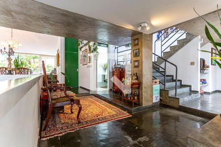 Casa à venda com 424m², 5 quartos e 4 vagasBar