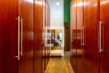 Casa à venda com 424m², 5 quartos e 4 vagasQuarto 3