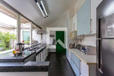 Casa à venda com 424m², 5 quartos e 4 vagasCozinha