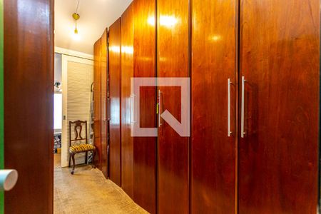 Casa à venda com 424m², 5 quartos e 4 vagasQuarto 3