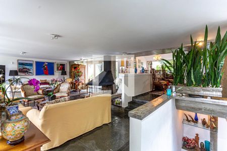 Sala Living de casa à venda com 5 quartos, 424m² em Vila Boa Vista, Santo André