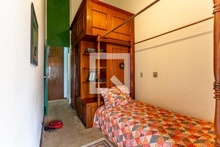 Casa à venda com 424m², 5 quartos e 4 vagasQuarto 2