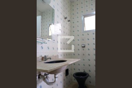 Casa à venda com 200m², 3 quartos e 2 vagasBanheiro da Suíte