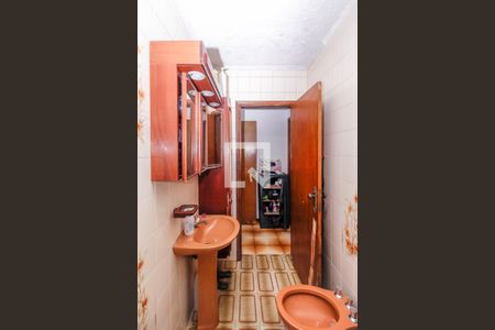 Casa à venda com 300m², 2 quartos e 2 vagas Casa à venda com 300m², 2 quartos e 2 vagasBanheiro da Suíte