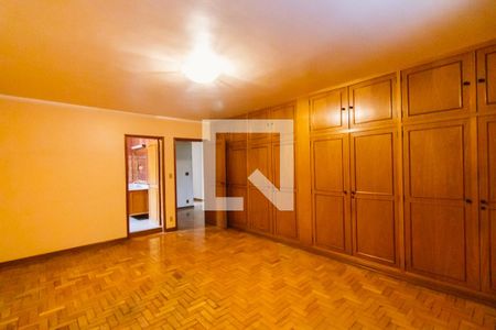 Casa à venda com 427m², 3 quartos e 4 vagasSuíte 3