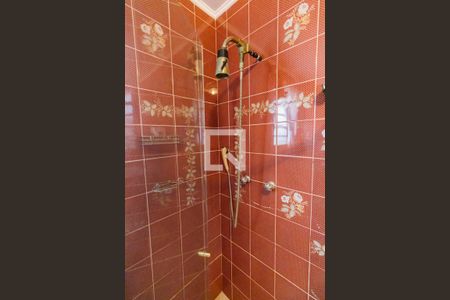 Casa à venda com 427m², 3 quartos e 4 vagasBanheiro da Suíte 3 Chuveiro