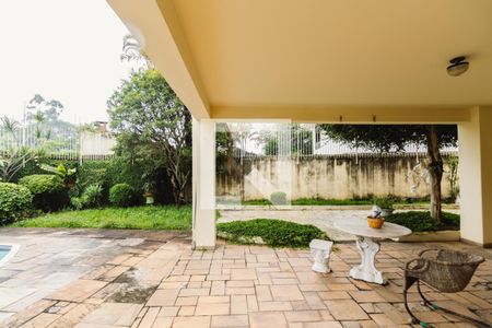 Casa à venda com 427m², 3 quartos e 4 vagasQuintal