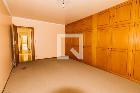 Casa à venda com 427m², 3 quartos e 4 vagasQuarto 2