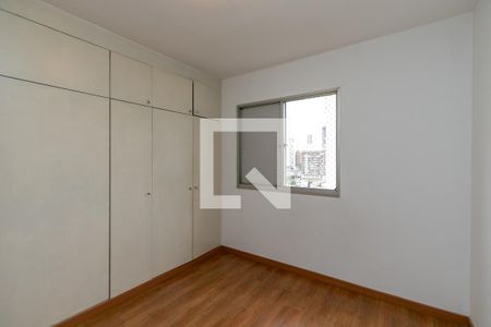 Quarto 1 de apartamento para alugar com 3 quartos, 75m² em Campo Belo, São Paulo