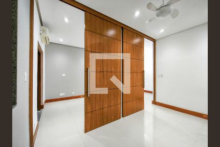 Sala de casa para alugar com 2 quartos, 160m² em Vila Isabel, Rio de Janeiro