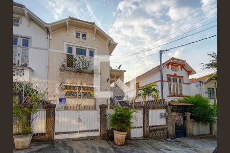 Fachada de casa para alugar com 2 quartos, 160m² em Vila Isabel, Rio de Janeiro