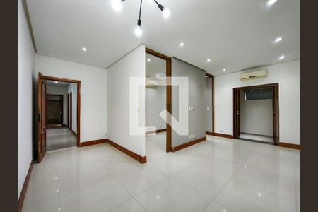 Sala de casa para alugar com 2 quartos, 160m² em Vila Isabel, Rio de Janeiro
