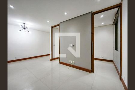 Sala de casa para alugar com 2 quartos, 160m² em Vila Isabel, Rio de Janeiro