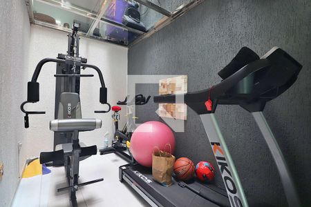 Casa à venda com 210m², 3 quartos e 2 vagasAcademia