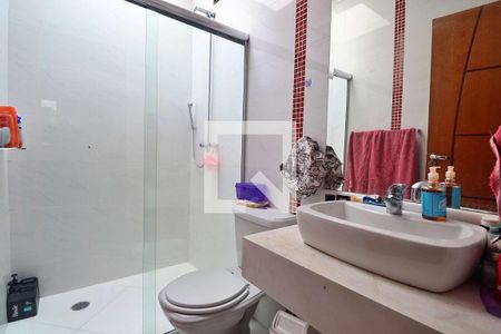 Casa à venda com 210m², 3 quartos e 2 vagasBanheiro da Suíte 3