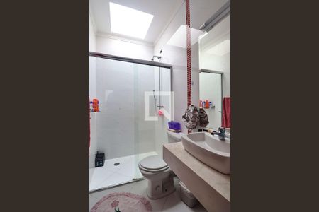 Casa à venda com 210m², 3 quartos e 2 vagasBanheiro da Suíte 3