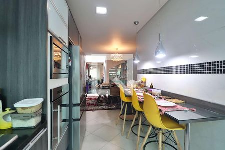 Casa à venda com 210m², 3 quartos e 2 vagasCozinha