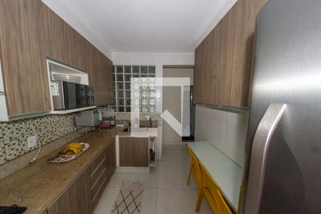 Casa à venda com 142m², 2 quartos e sem vaga Casa à venda com 142m², 2 quartos e sem vagaCozinha