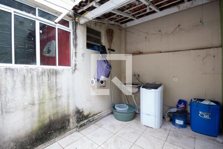 Casa à venda com 114m², 2 quartos e 3 vagas Casa à venda com 114m², 2 quartos e 3 vagasÁrea de Serviço