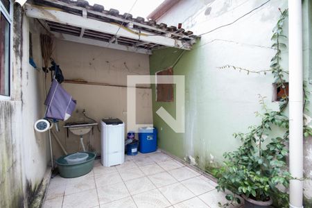 Casa à venda com 114m², 2 quartos e 3 vagas Casa à venda com 114m², 2 quartos e 3 vagasÁrea de Serviço