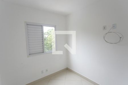 Quarto de apartamento para alugar com 2 quartos, 57m² em Parque Taboão, Taboão da Serra