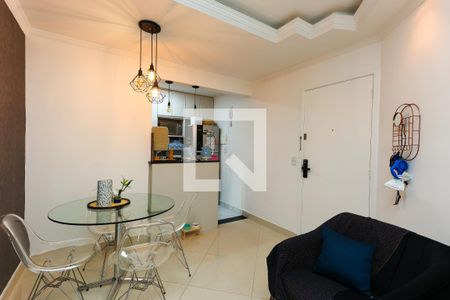 Sala de apartamento para alugar com 2 quartos, 57m² em Parque Taboão, Taboão da Serra