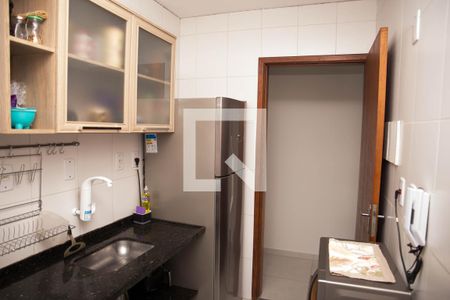 Apartamento à venda com 56m², 2 quartos e 1 vaga Apartamento à venda com 56m², 2 quartos e 1 vagaCozinha